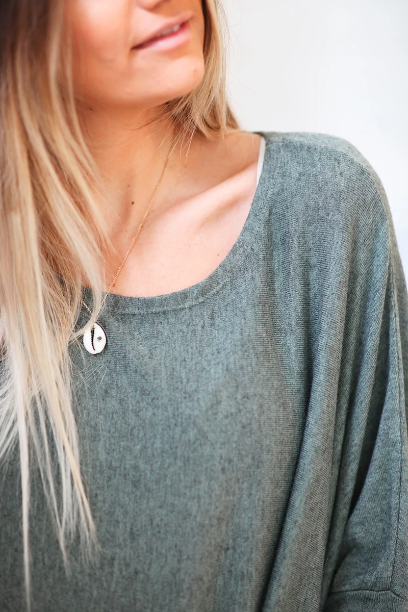 Pull large kaki manches chauve souris