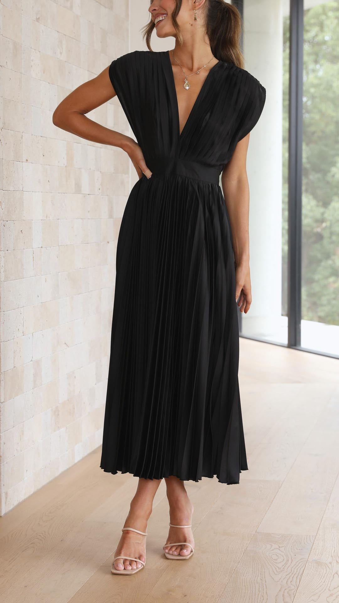 Isla | Élégante Robe Plissée