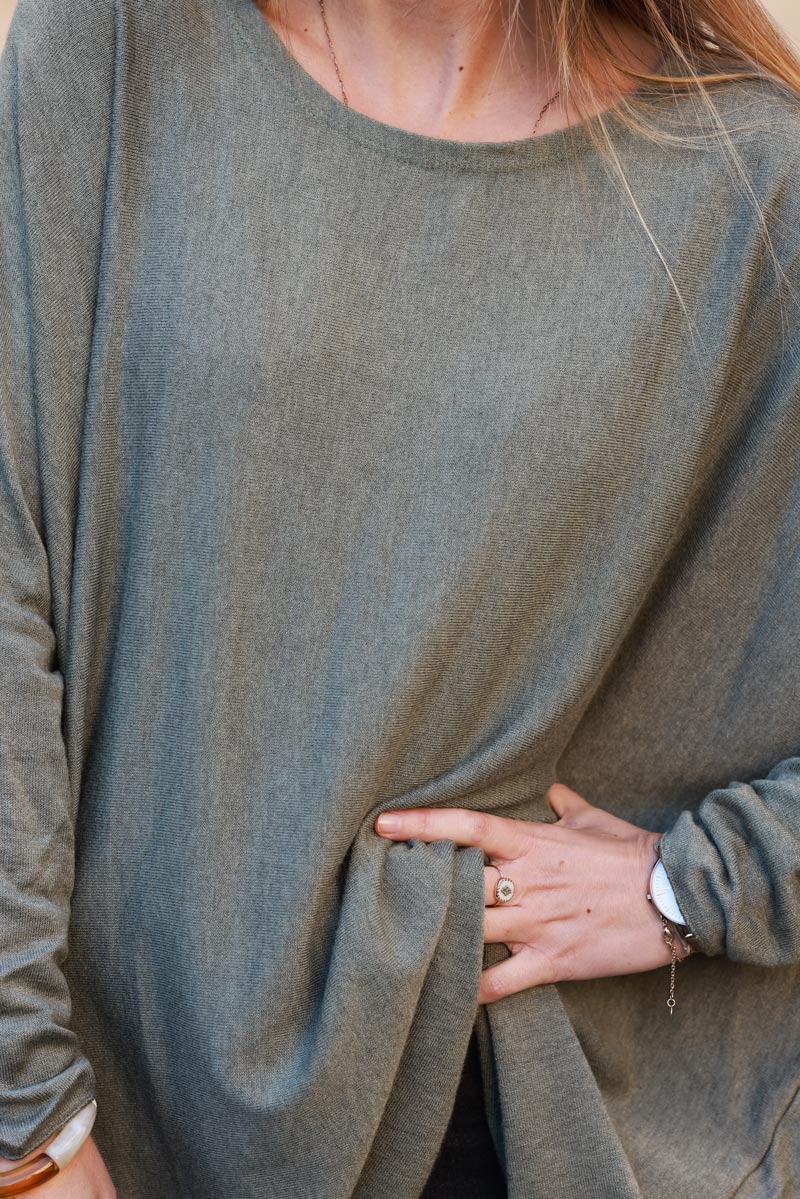 Pull large kaki manches chauve souris